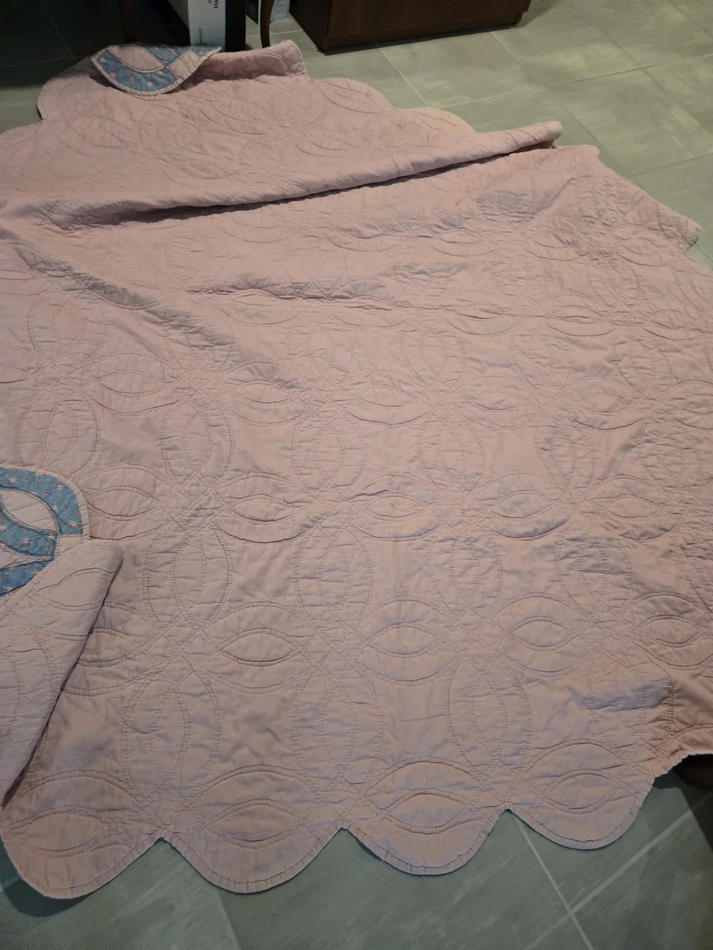 Vintage Classic Double Wedding Ring Quilt Florals RARE - Pink and Blue